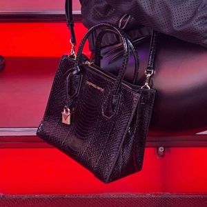 Snake skin black bag Mk